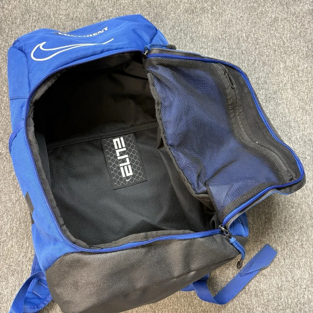 Nike excellent preowned